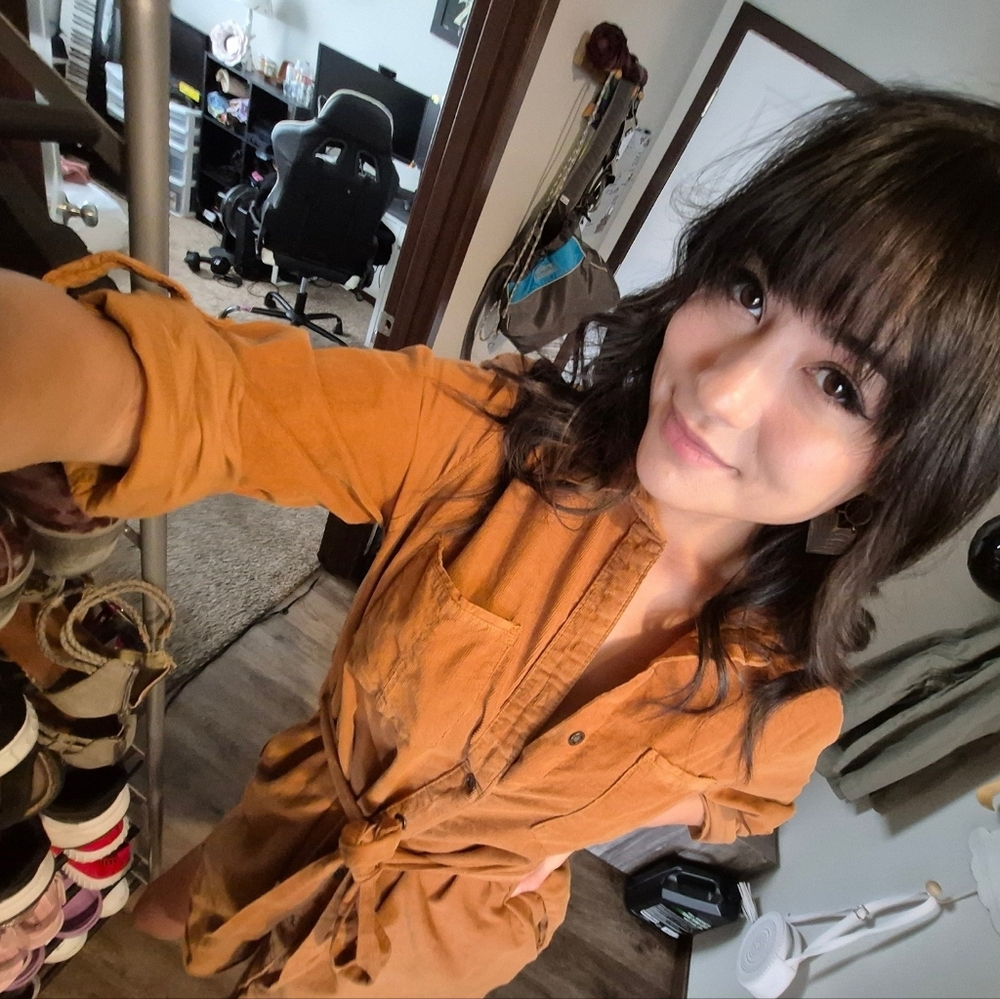 Meet your Posher, Jasmine